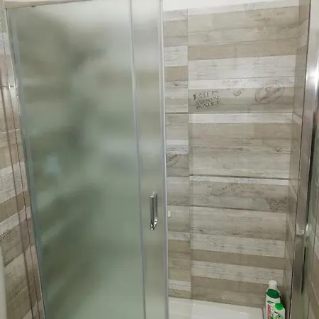 شقة Nel نوتو